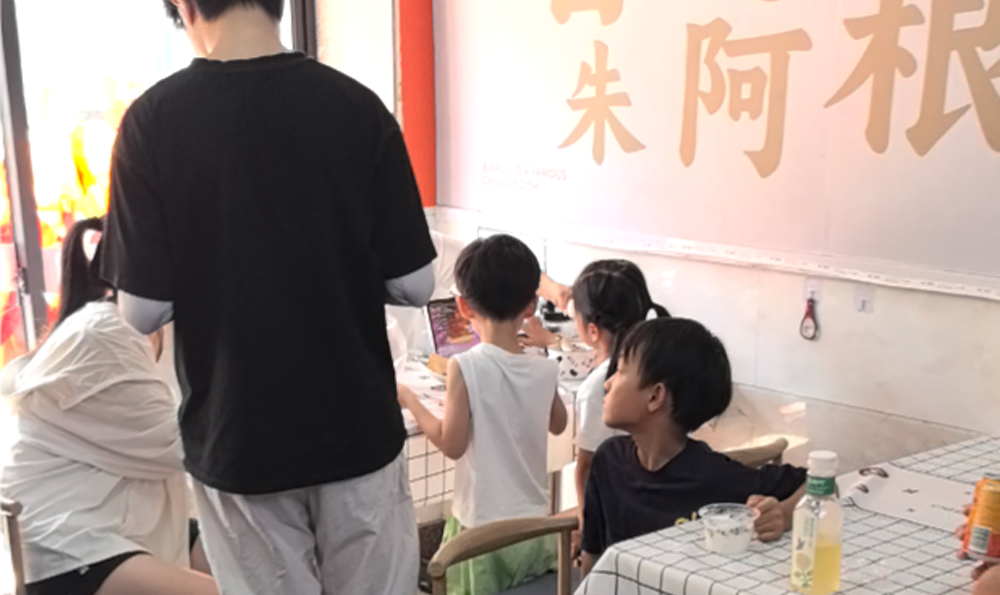 朱阿根火爆门店13